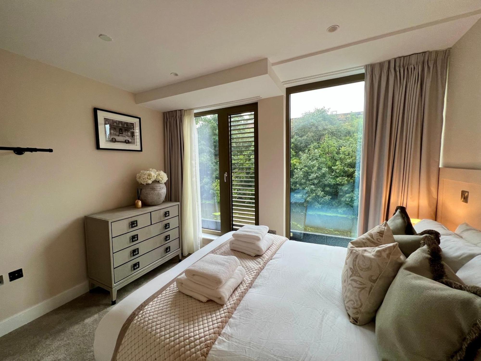 The Noir Blanc Retreat At Ryedale House Leilighet York Eksteriør bilde